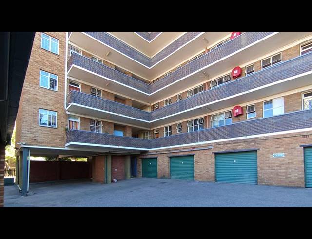 2 BEDROOM APARTMENT FOR SALE IN ARCADIA